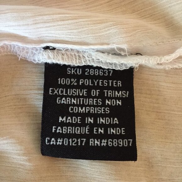 Le Chateau Bohemian Sheer Embroidered 3/4 Sleeve unic - Picture 5 of 10